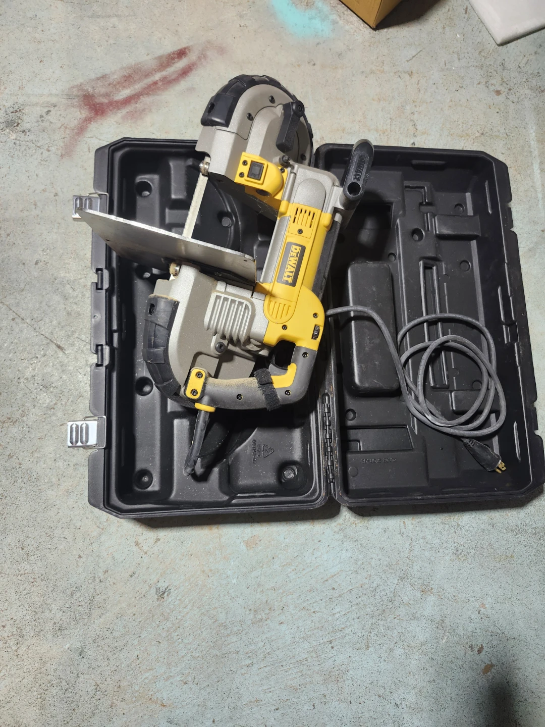 DeWalt Band Saw with Case