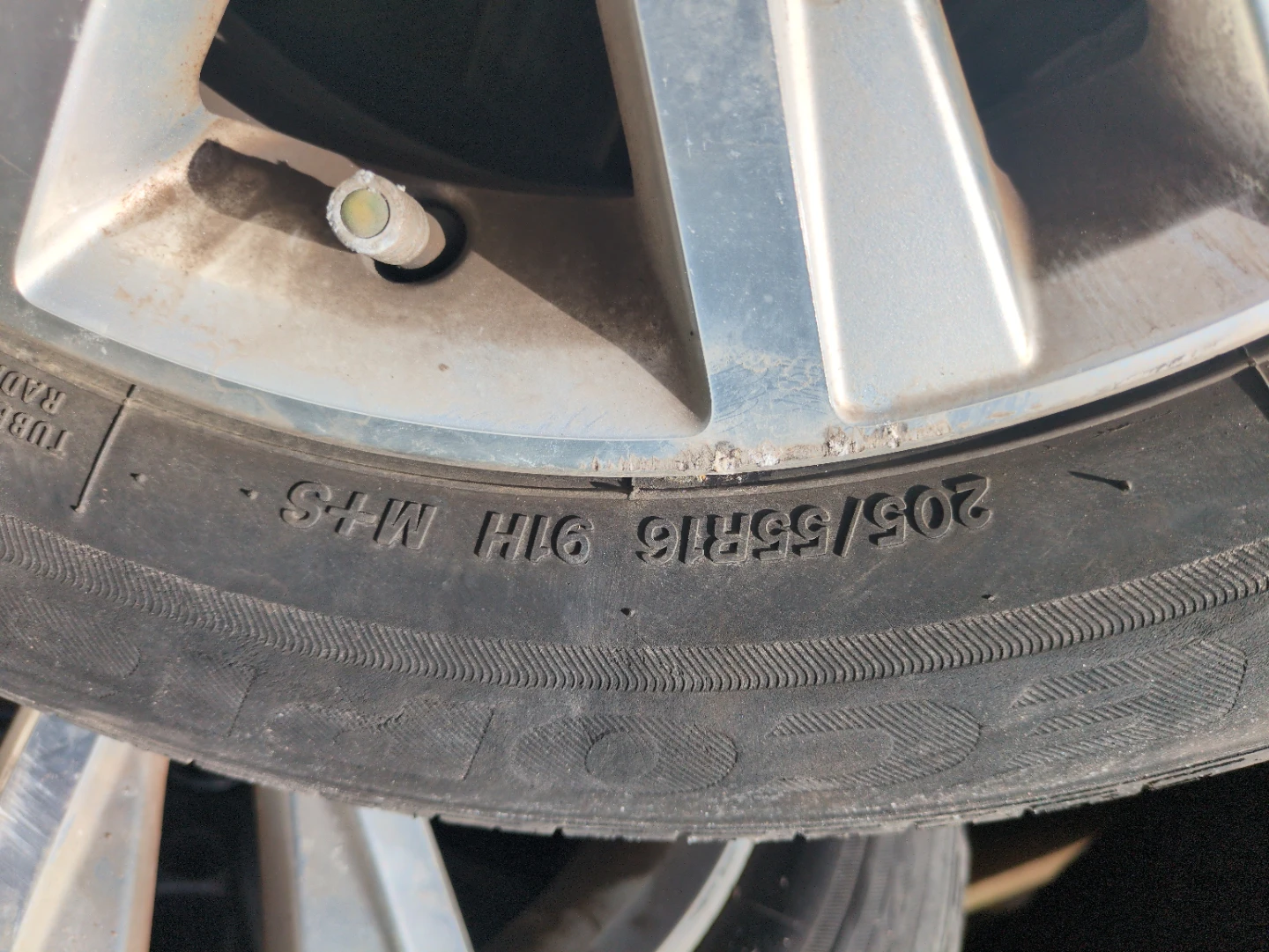 Set of 4 Bridgestone Tires with VW Alloy Wheels - photo 3