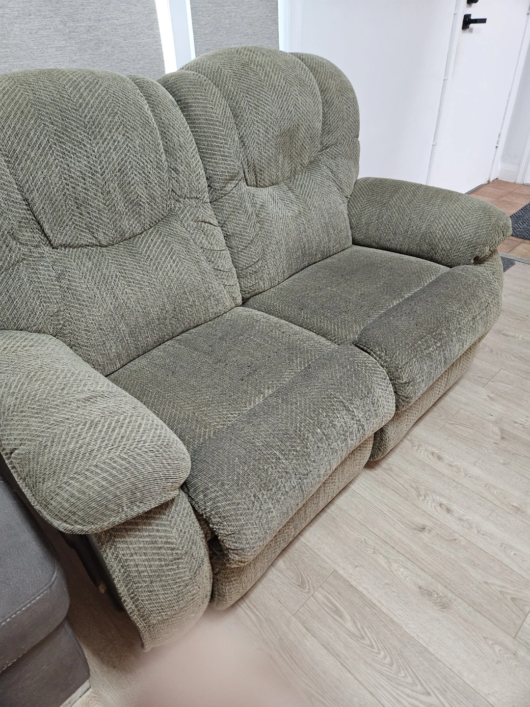 Reclining Loveseat Sofa - photo 2