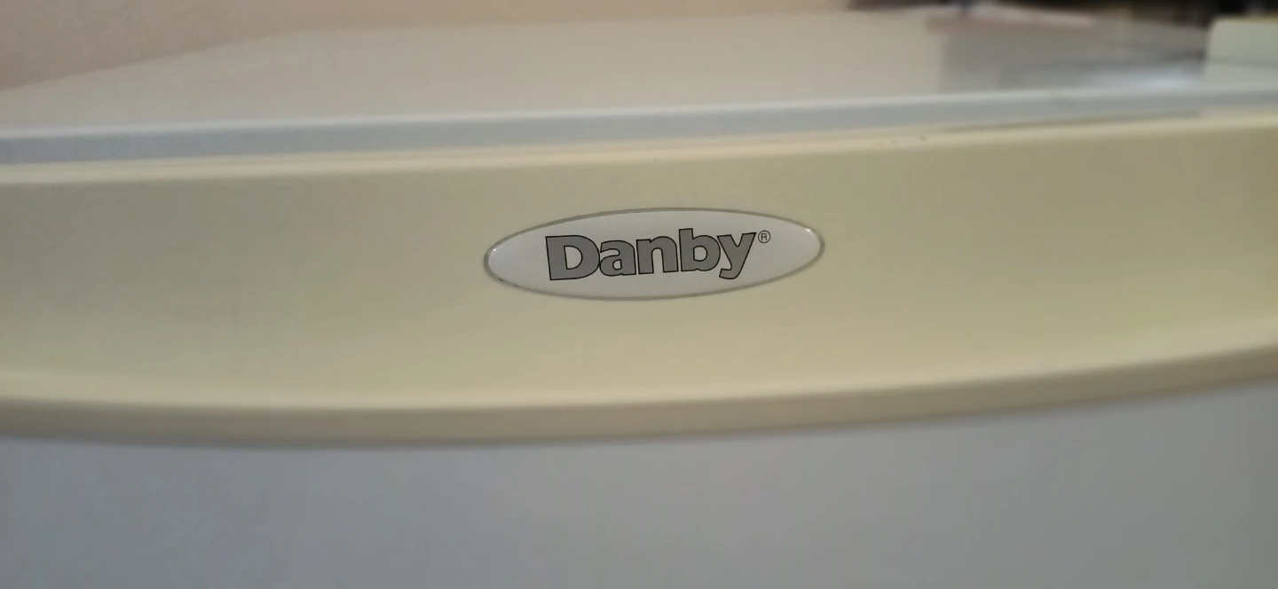 Danby Mini Fridge - photo 2