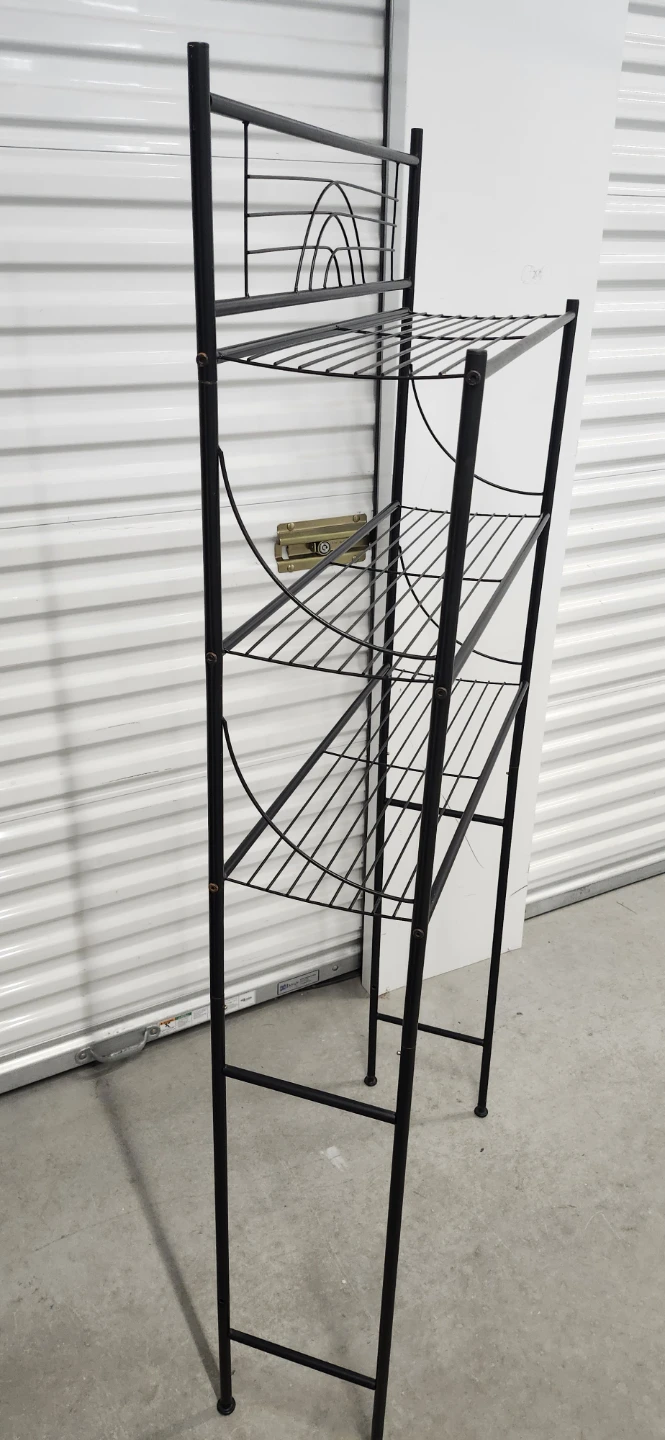 Metal washroom shelf - photo 2