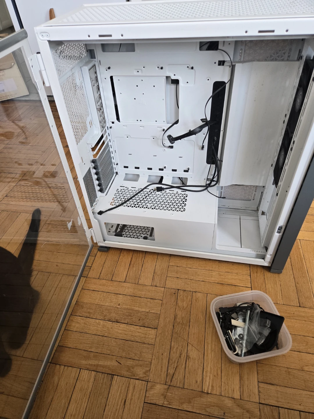 Corsair White PC Case - photo 5