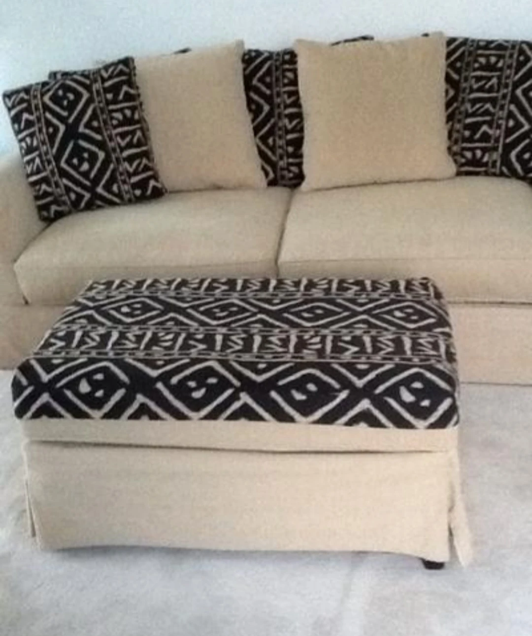 Modern cream sectional sofa with ottoman & armchair