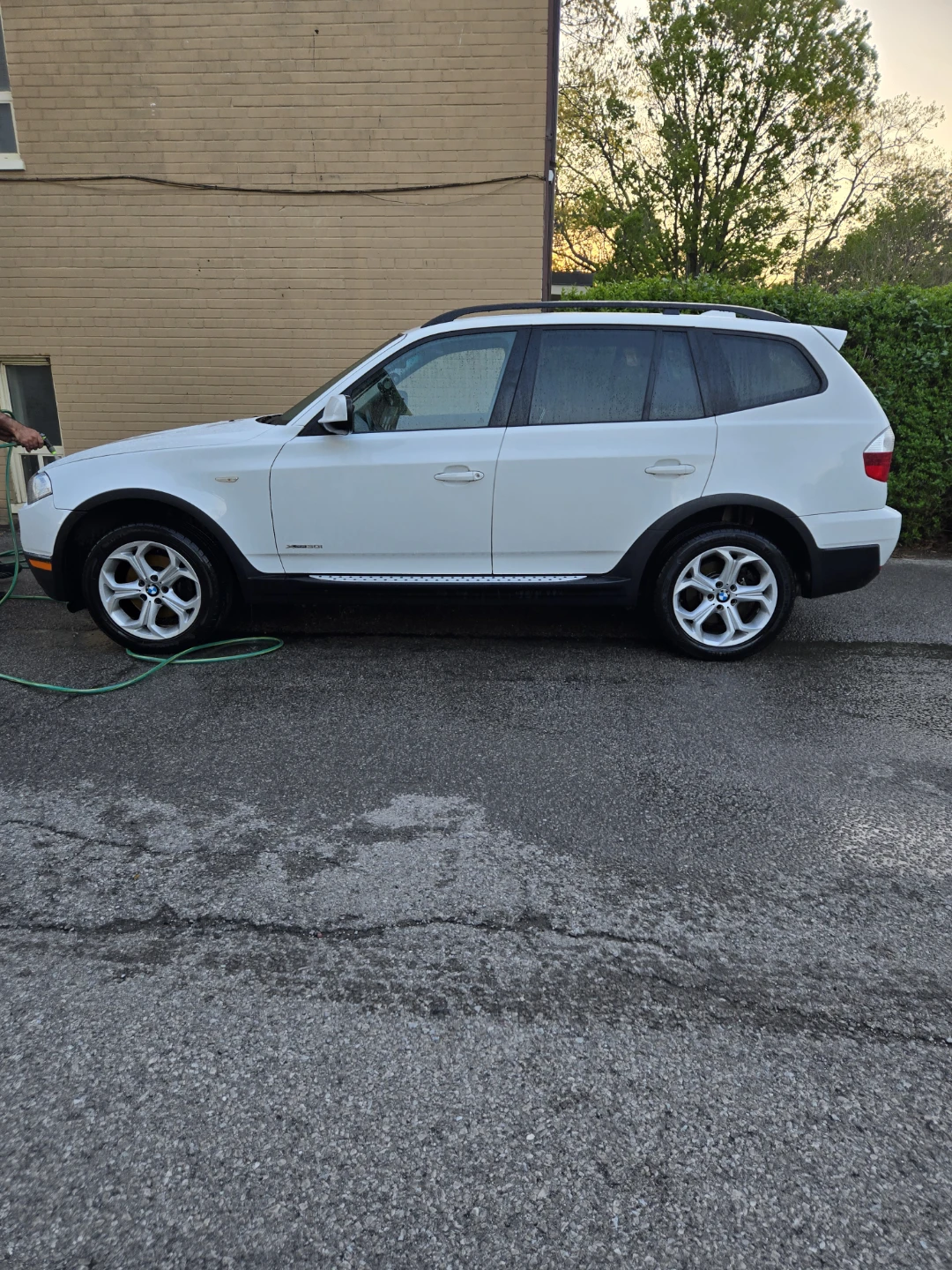 White BMW X3 2010 - photo 3