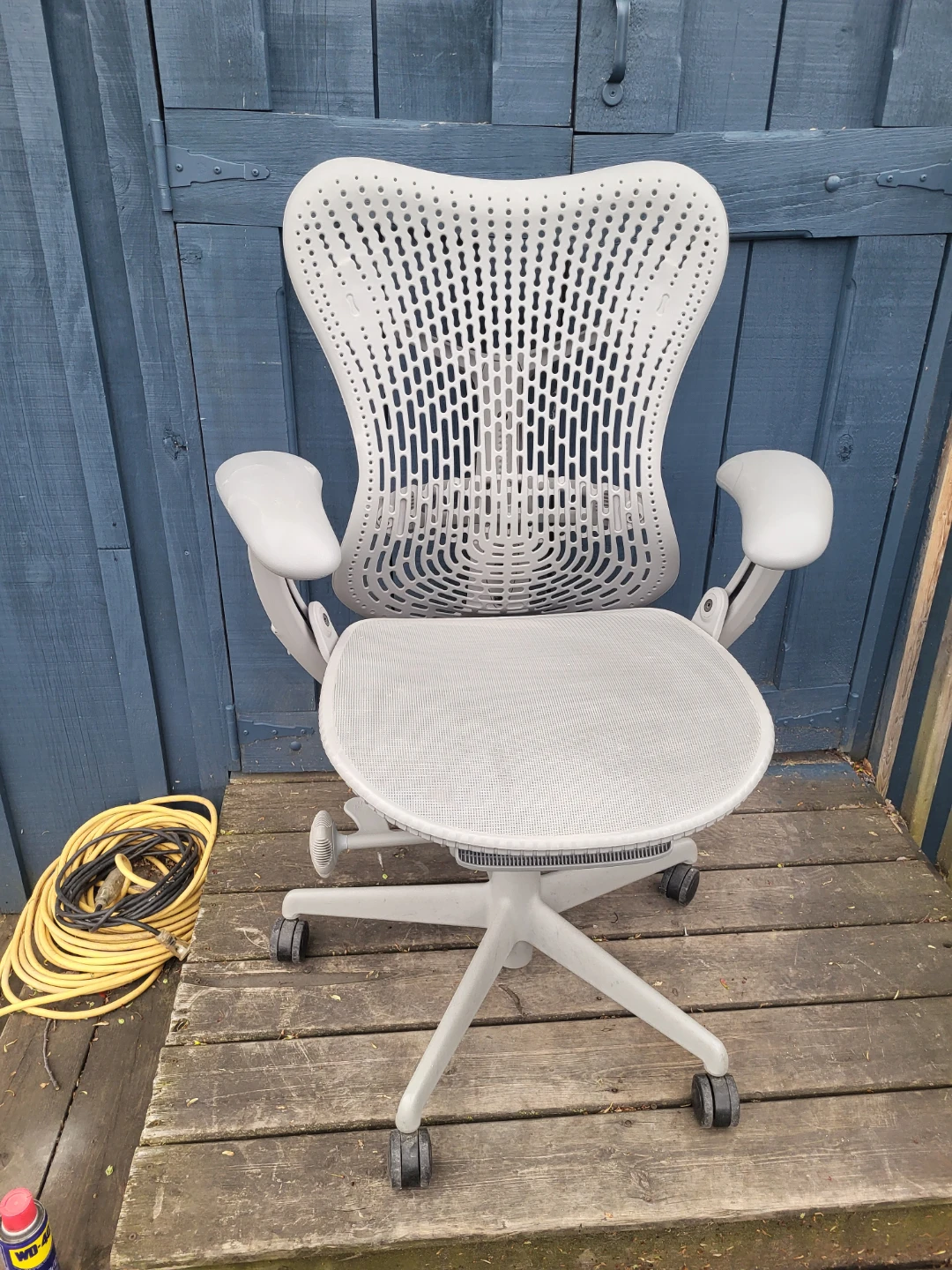 Herman Miller Mirra 2 Chair