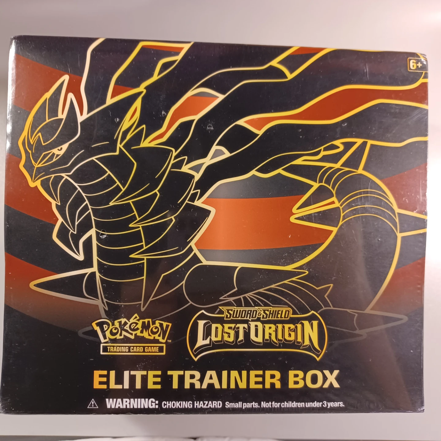 Pokémon Sword & Shield—Lost Origin Elite Trainer Box