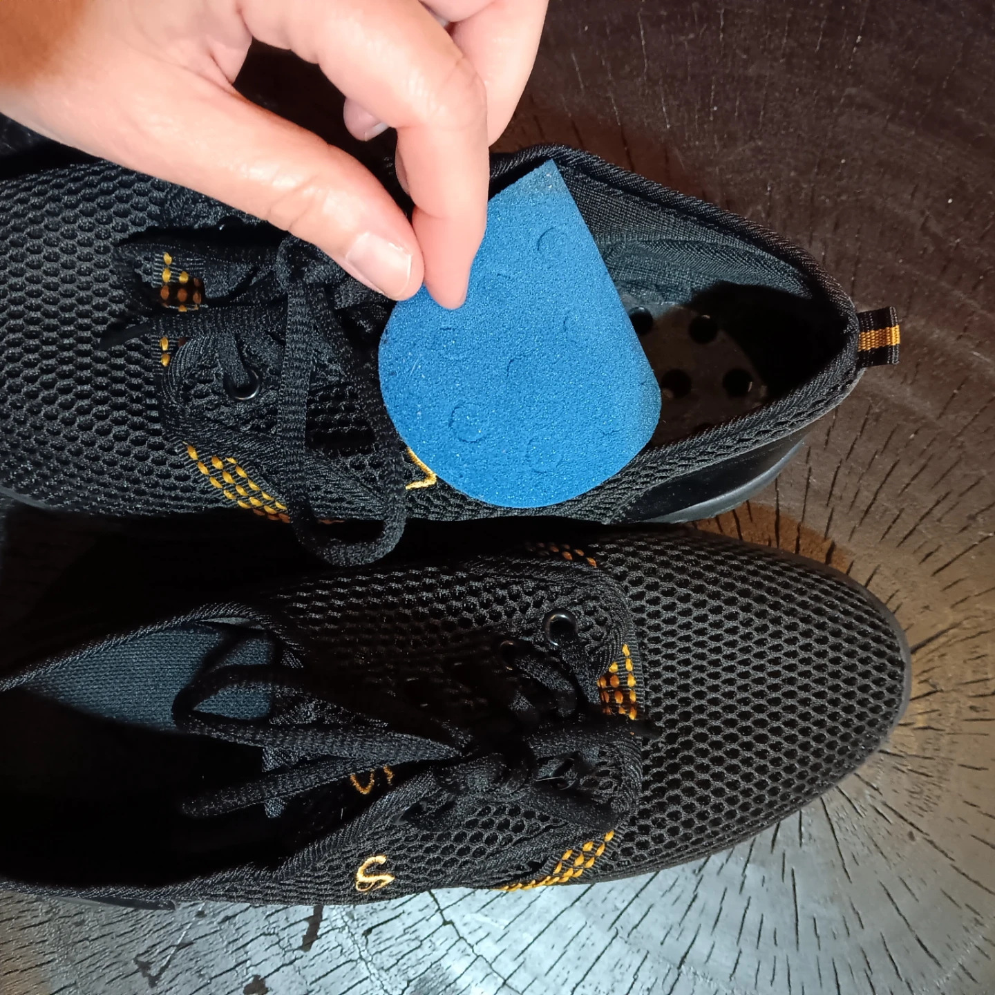 Black Mesh Sport Shoes sz 8 women's - photo 5