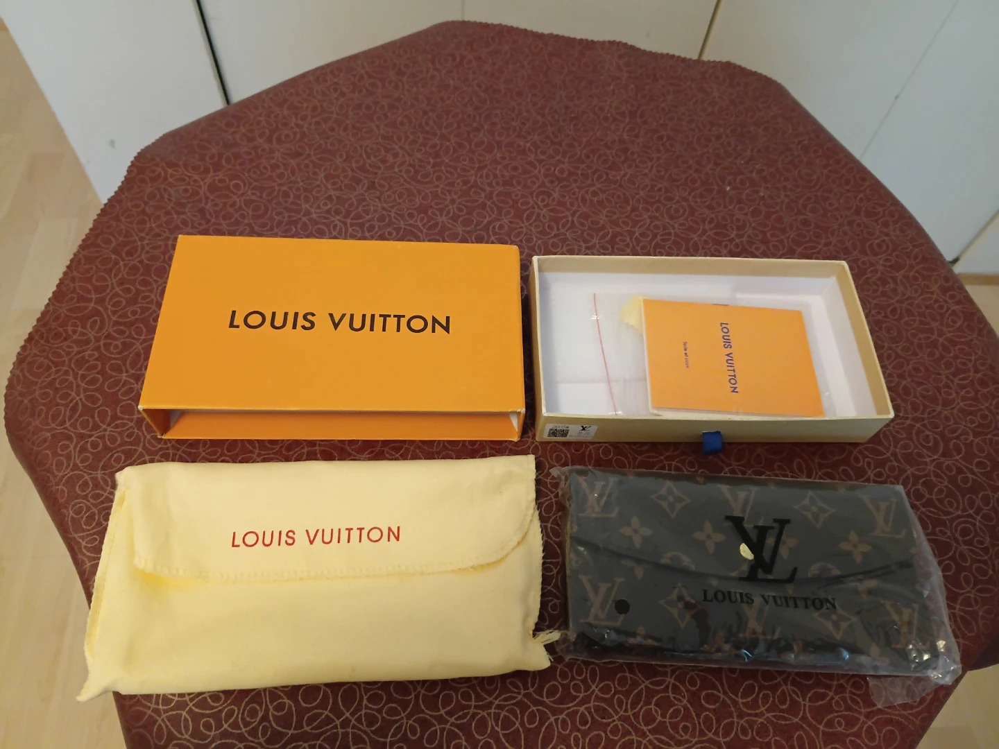 Louis Vuitton Wallet - photo 2