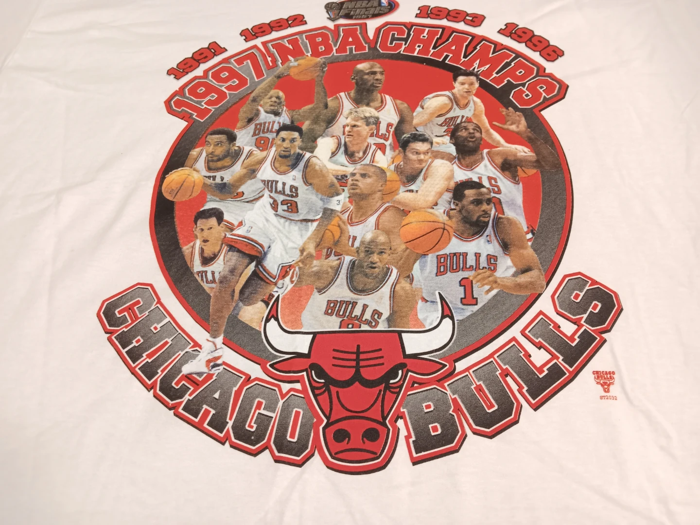 Starter Chicago Bulls 1991-1993 NBA Champs T-Shirt - photo 2