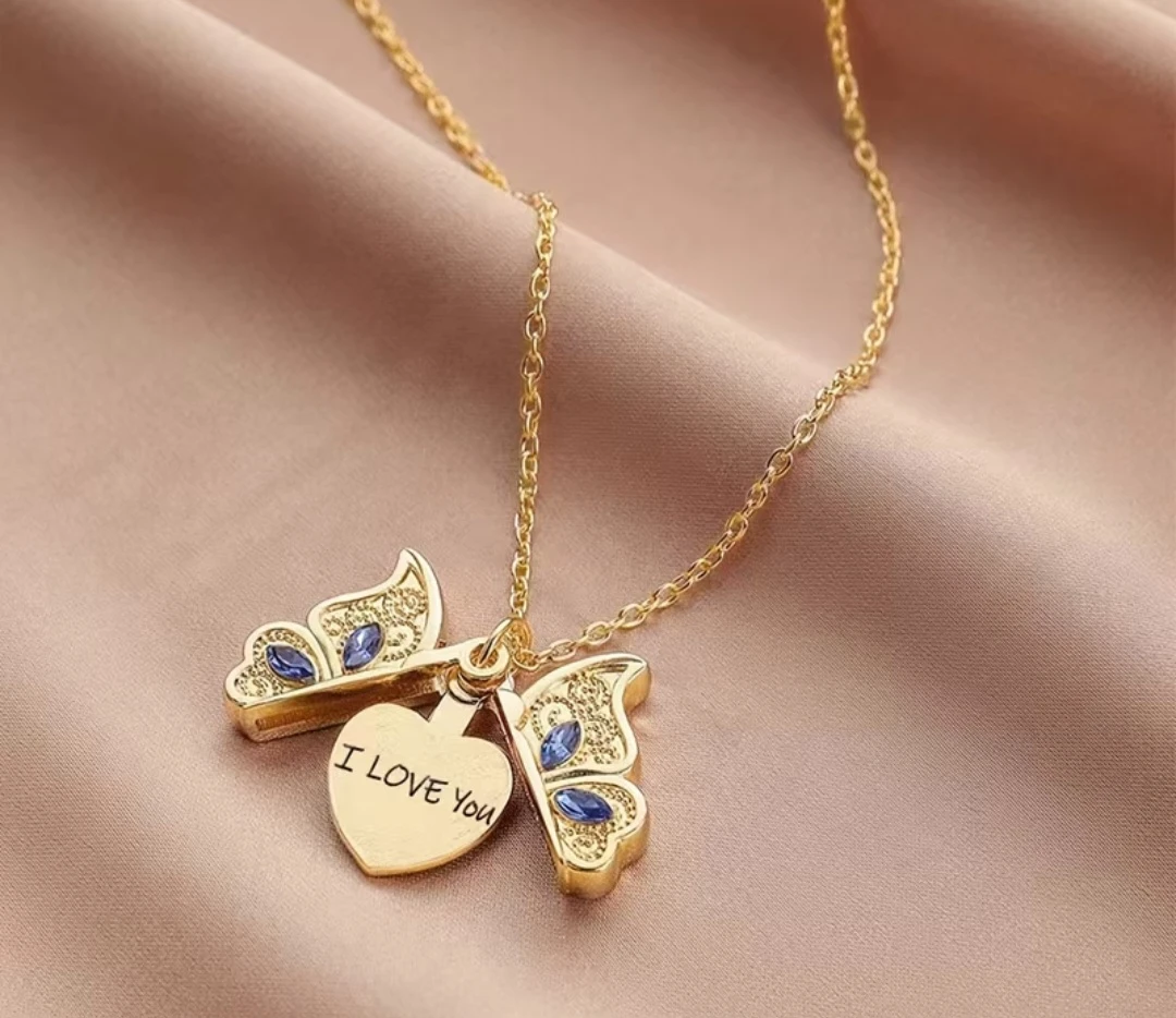 "I Love You Letter" Heart Pendant  Necklace - Gold Toned