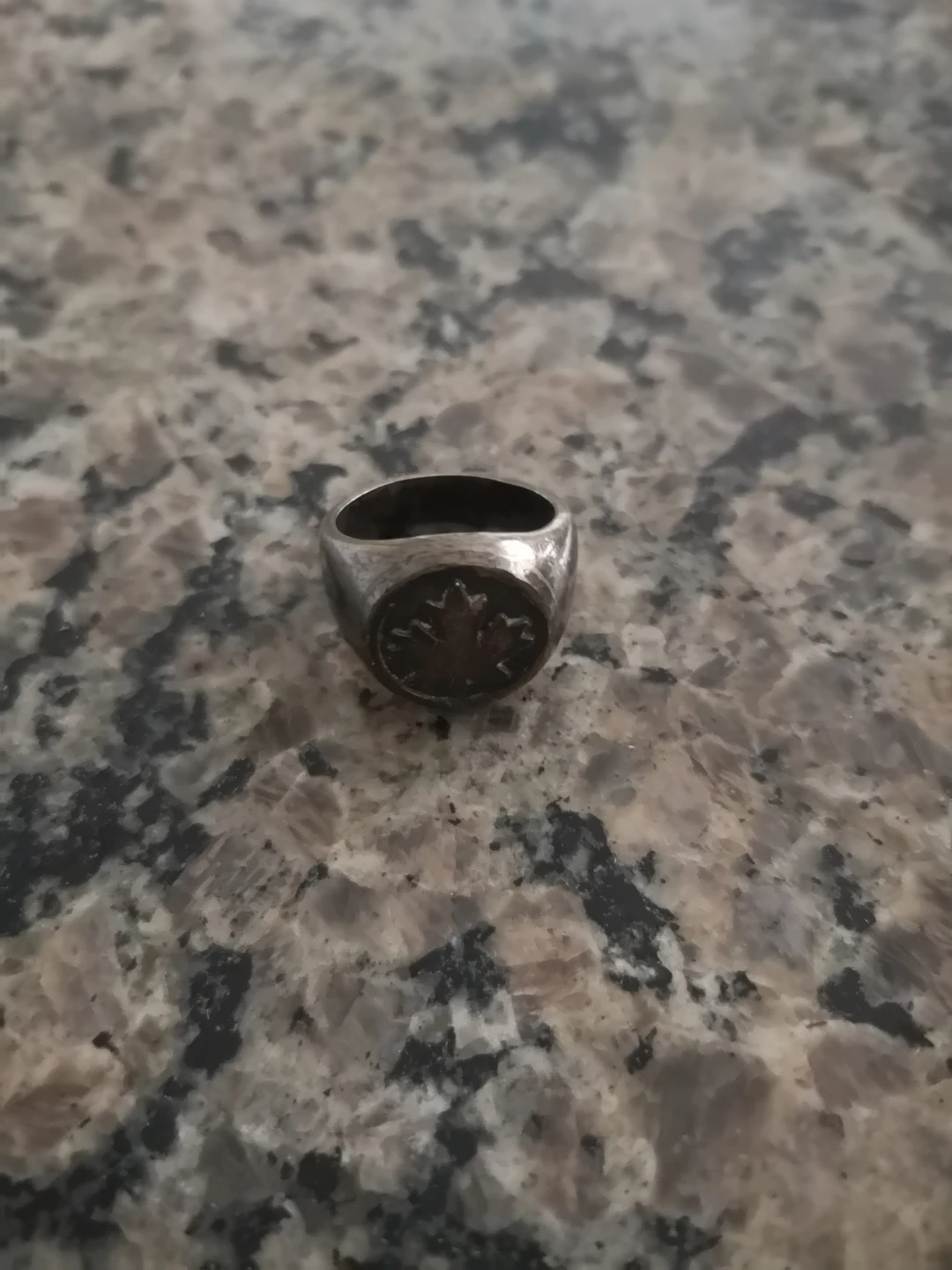 Vintage Maple Leaf Signet Ring
