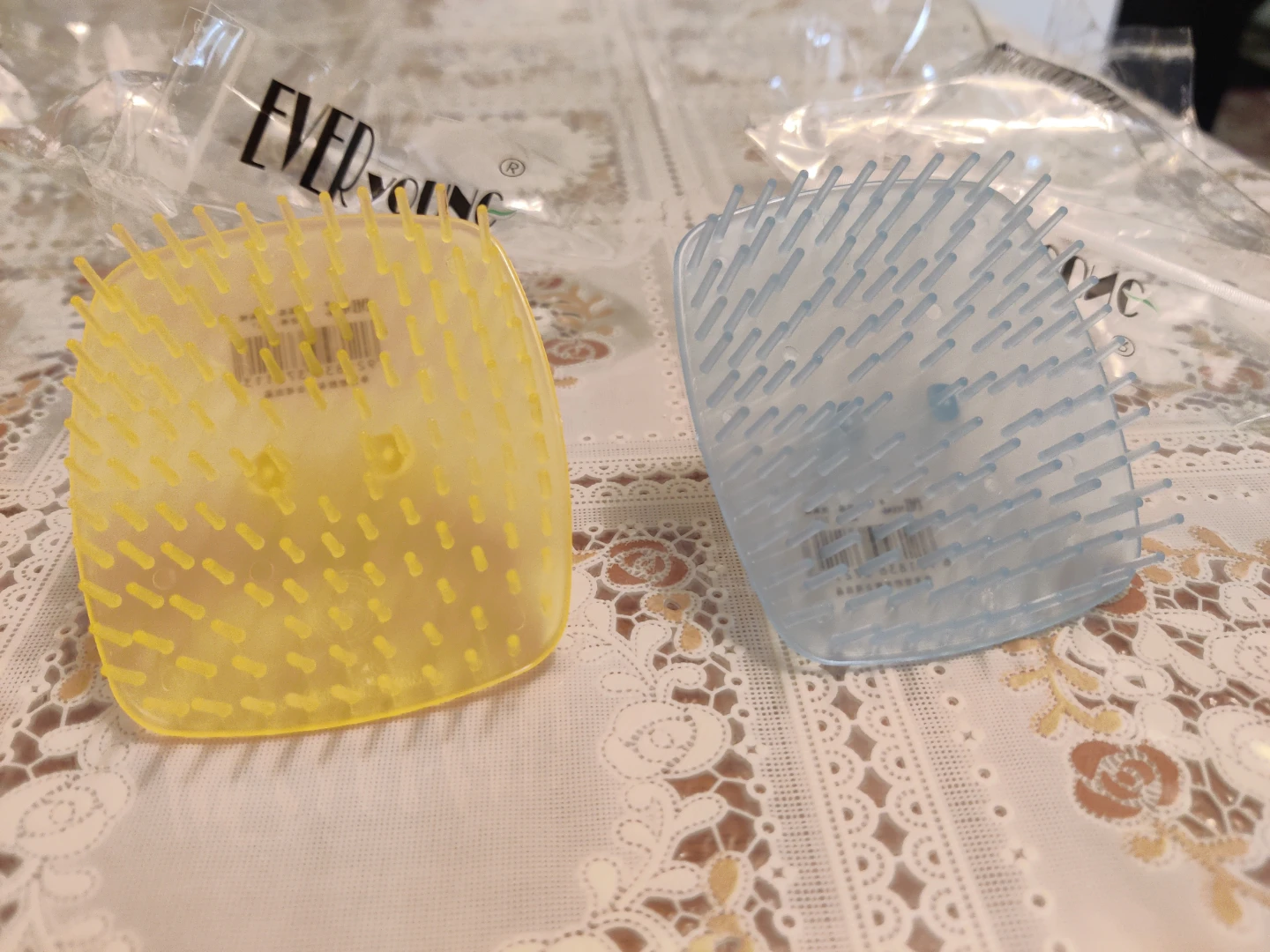 Scalp Massager Shampoo Brush - Yellow and Blue - photo 3