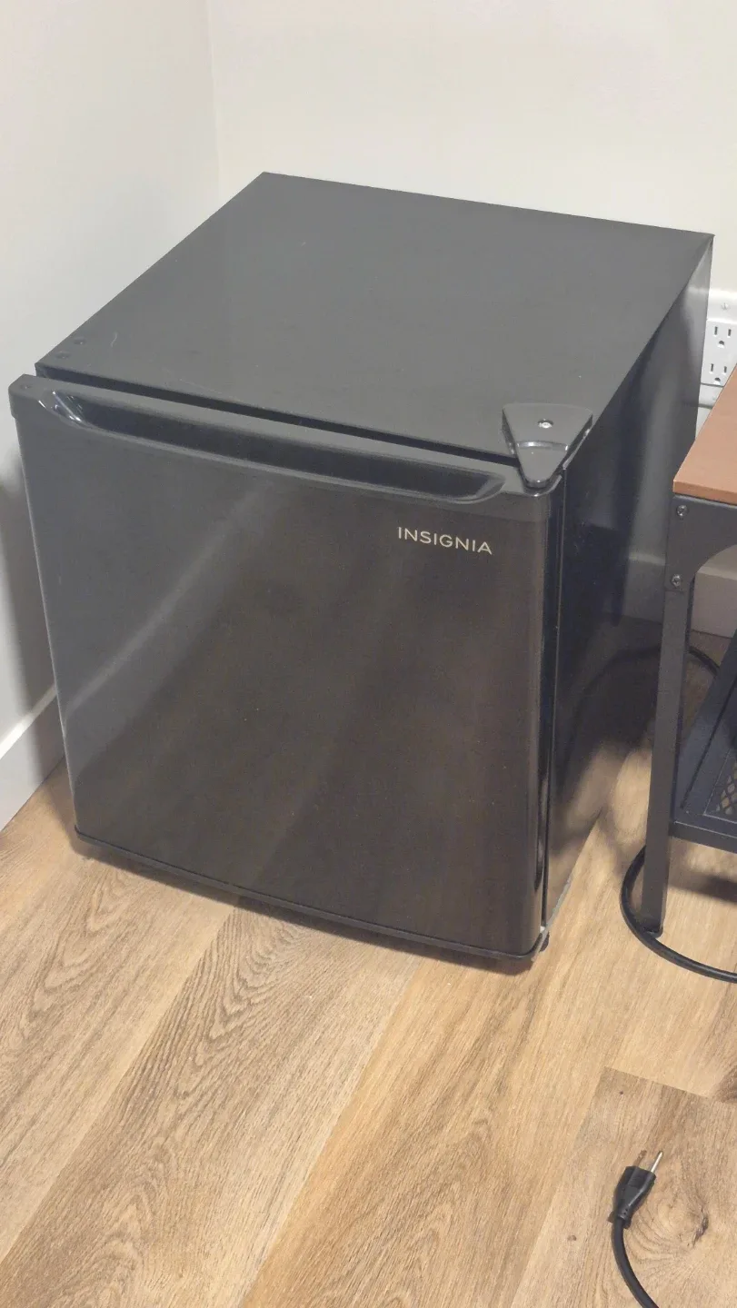 Insignia Mini Fridge