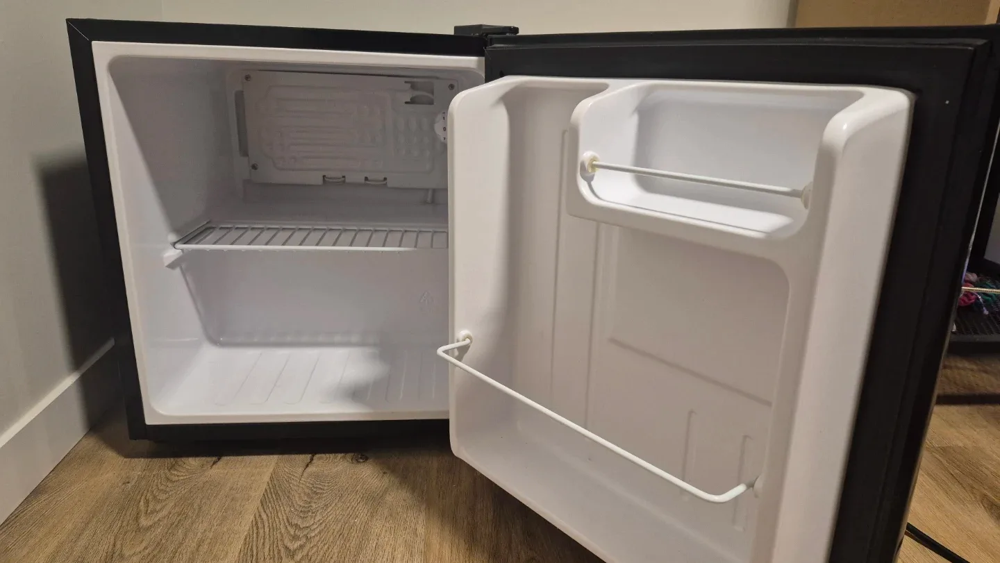 Insignia Mini Fridge - photo 2