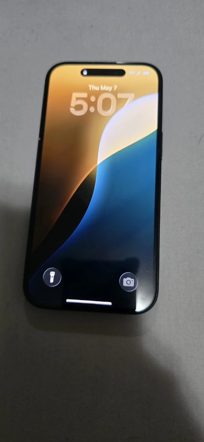 Apple iPhone 15