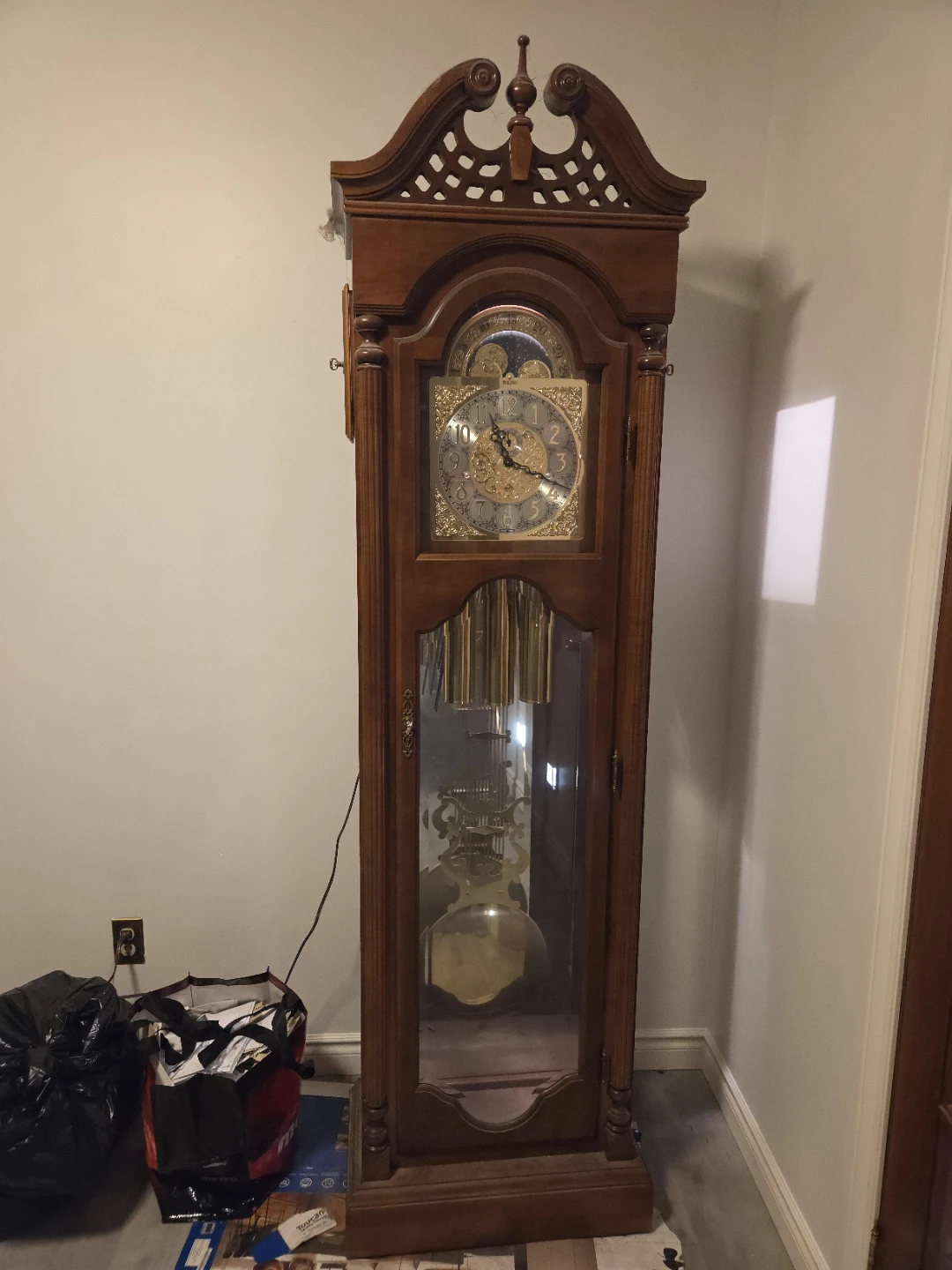Wooden Grandfather Clock - photo 2