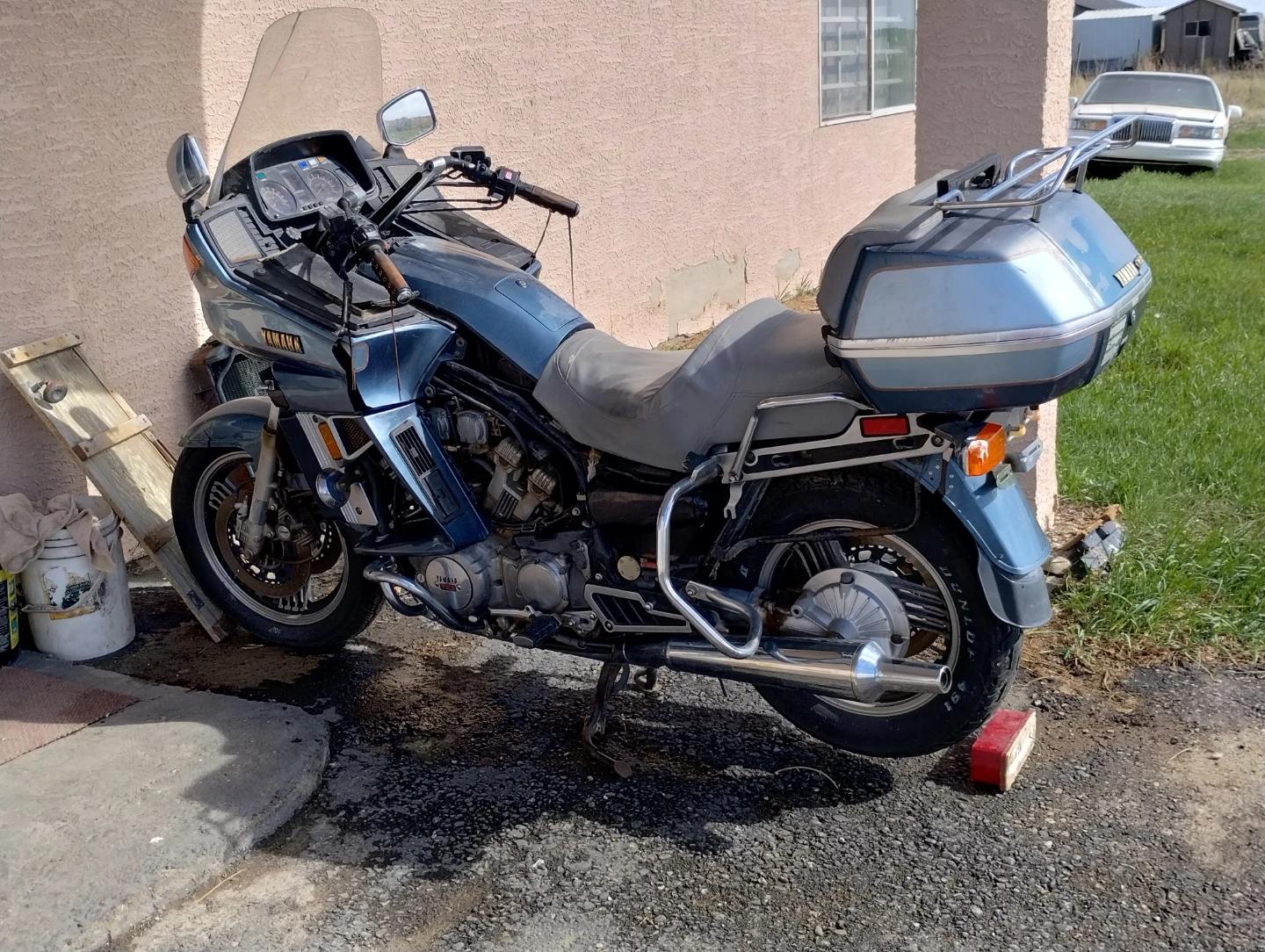 Yamaha Motorcycle Venture - photo 2