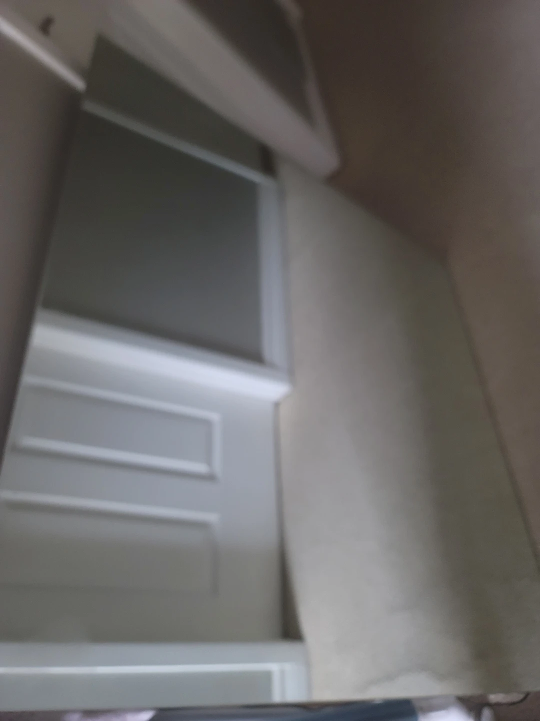 Wall mirror