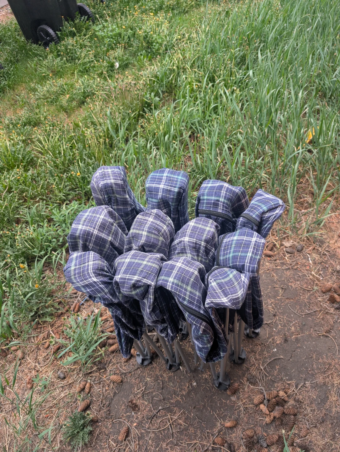 Plaid Camping Cot Pull out Bed - photo 2