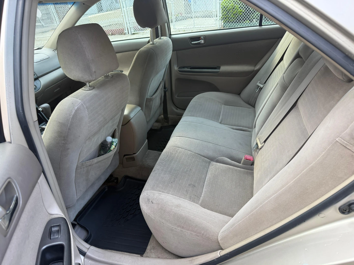 Toyota Camry Sedan - photo 2