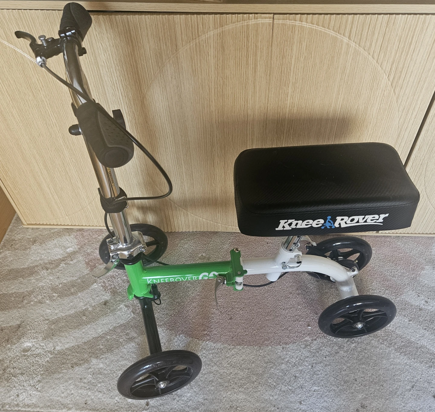KneeRover GO Compact Knee Scooter / Knee Walker – Foldable
