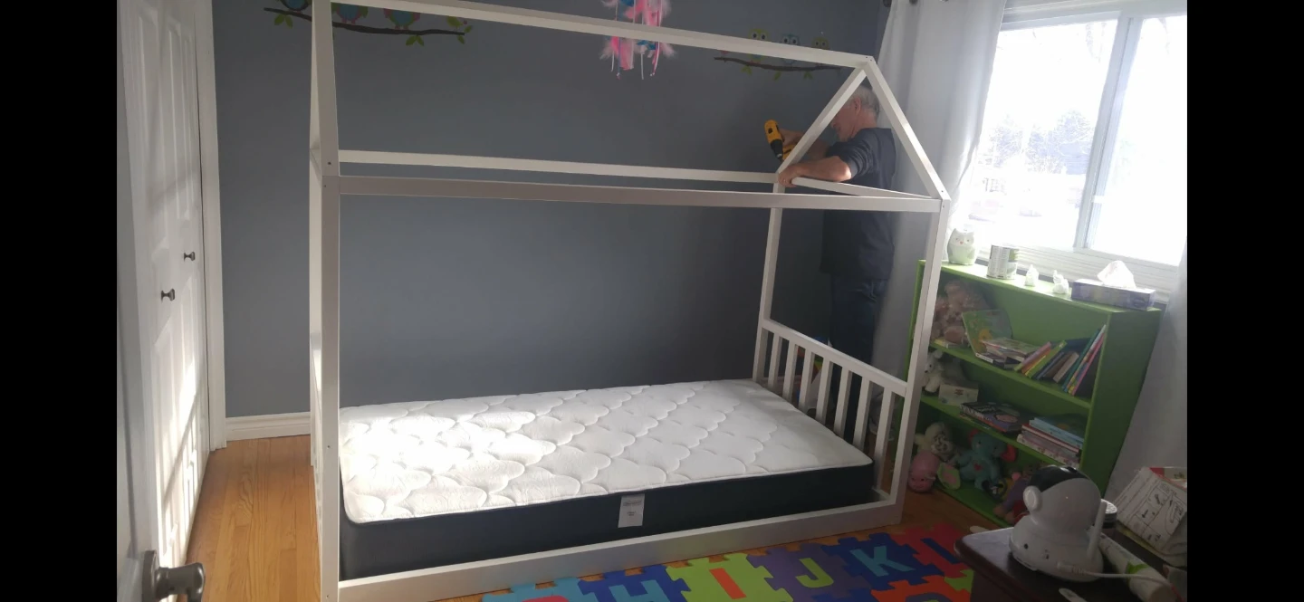 Twin Montessori style Bed with matress - photo 2