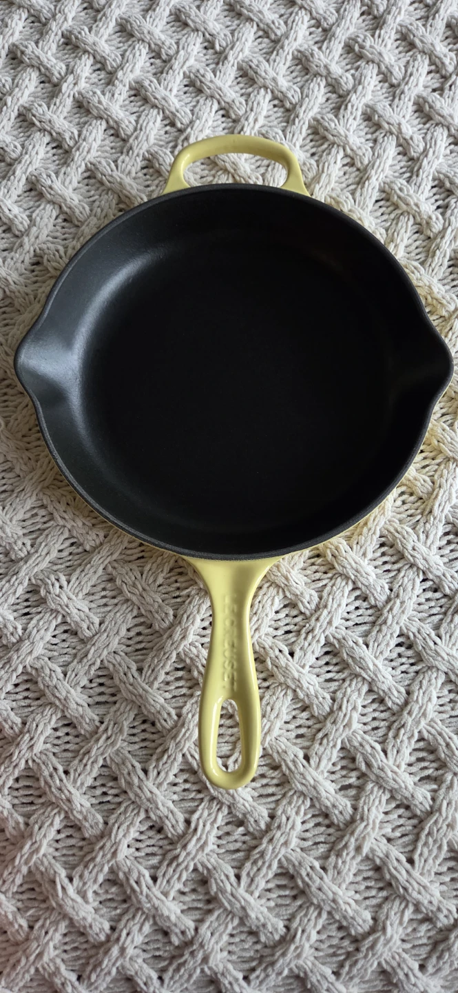 Le Creuset Cast Iron Skillet - 10 1/4 inch/26cm