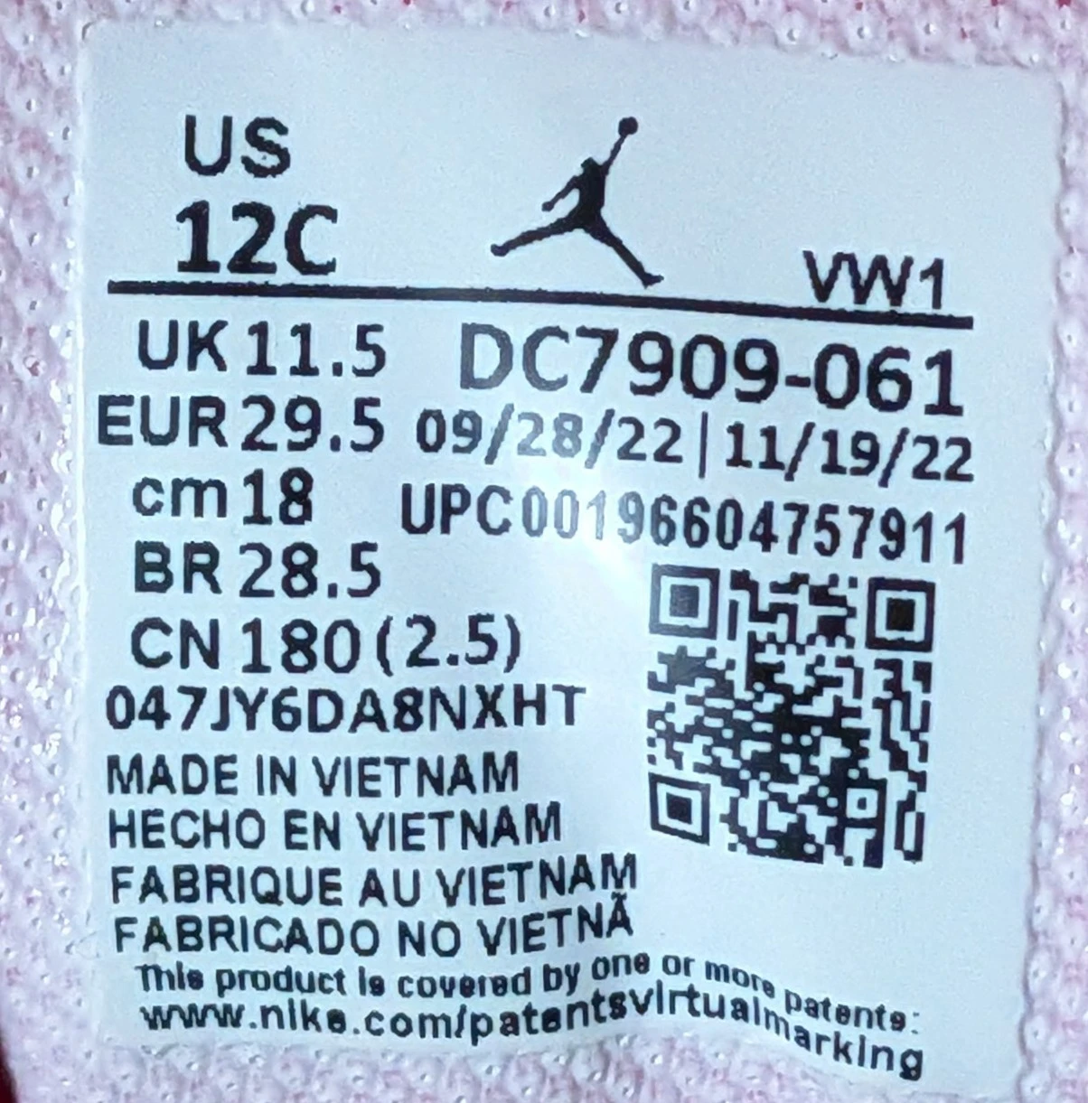 Jordan Team 1 Basketball Sneakers - Kid's Size 12C - Asking $45 - photo 2
