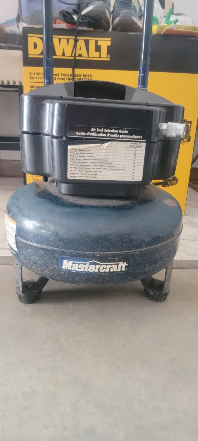 Mastercraft Air Compressor - photo 2