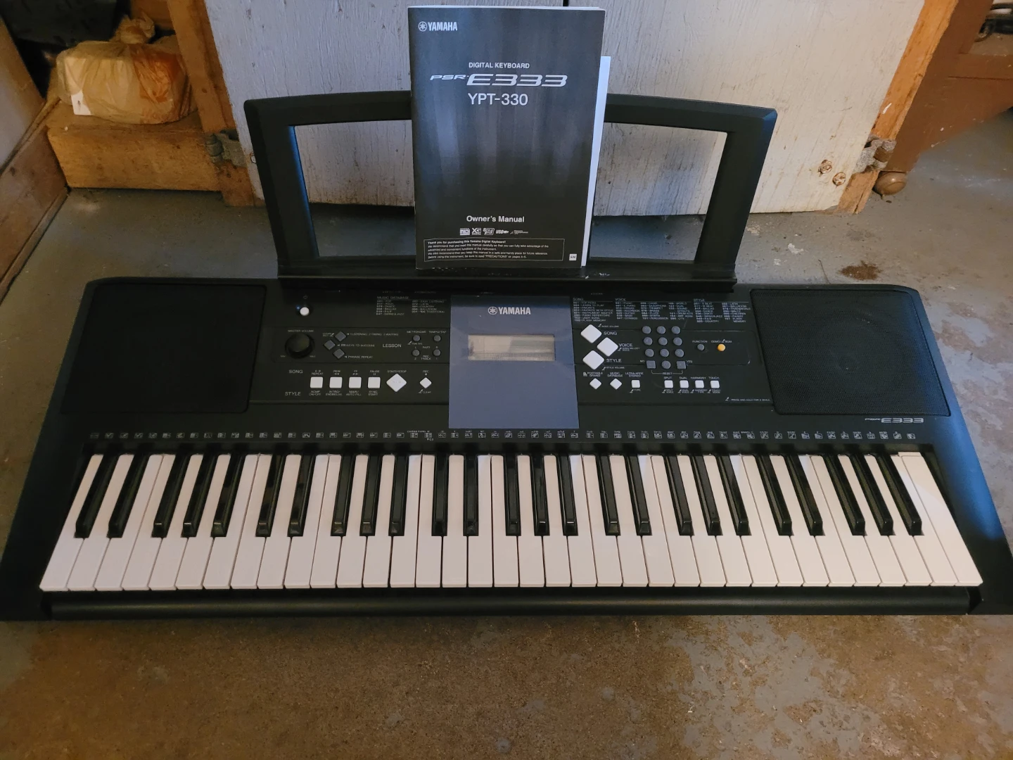 Yamaha PSR-E333 YPT-330 Digital Keyboard