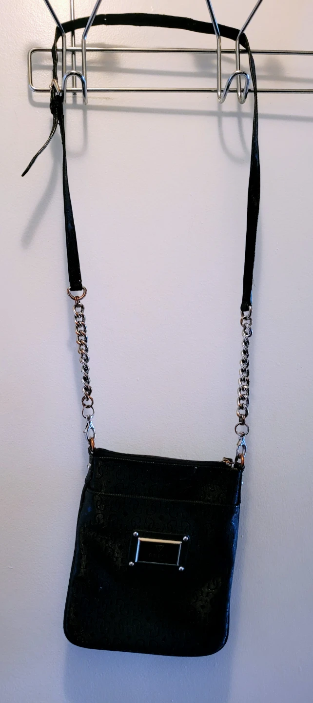 Black GUESS crossbody bag