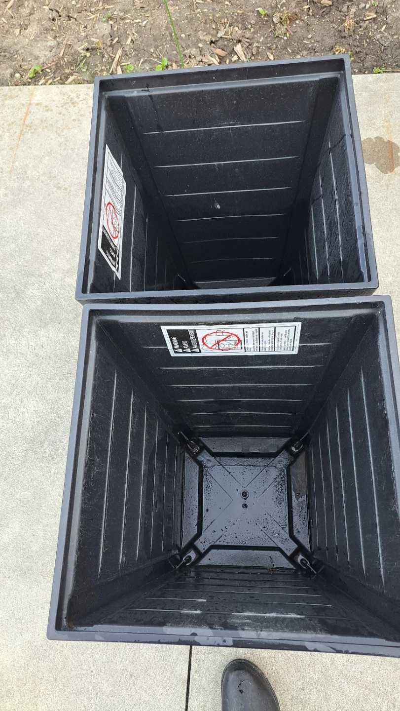 Costco Large Black Planters (Set of 2) - photo 3