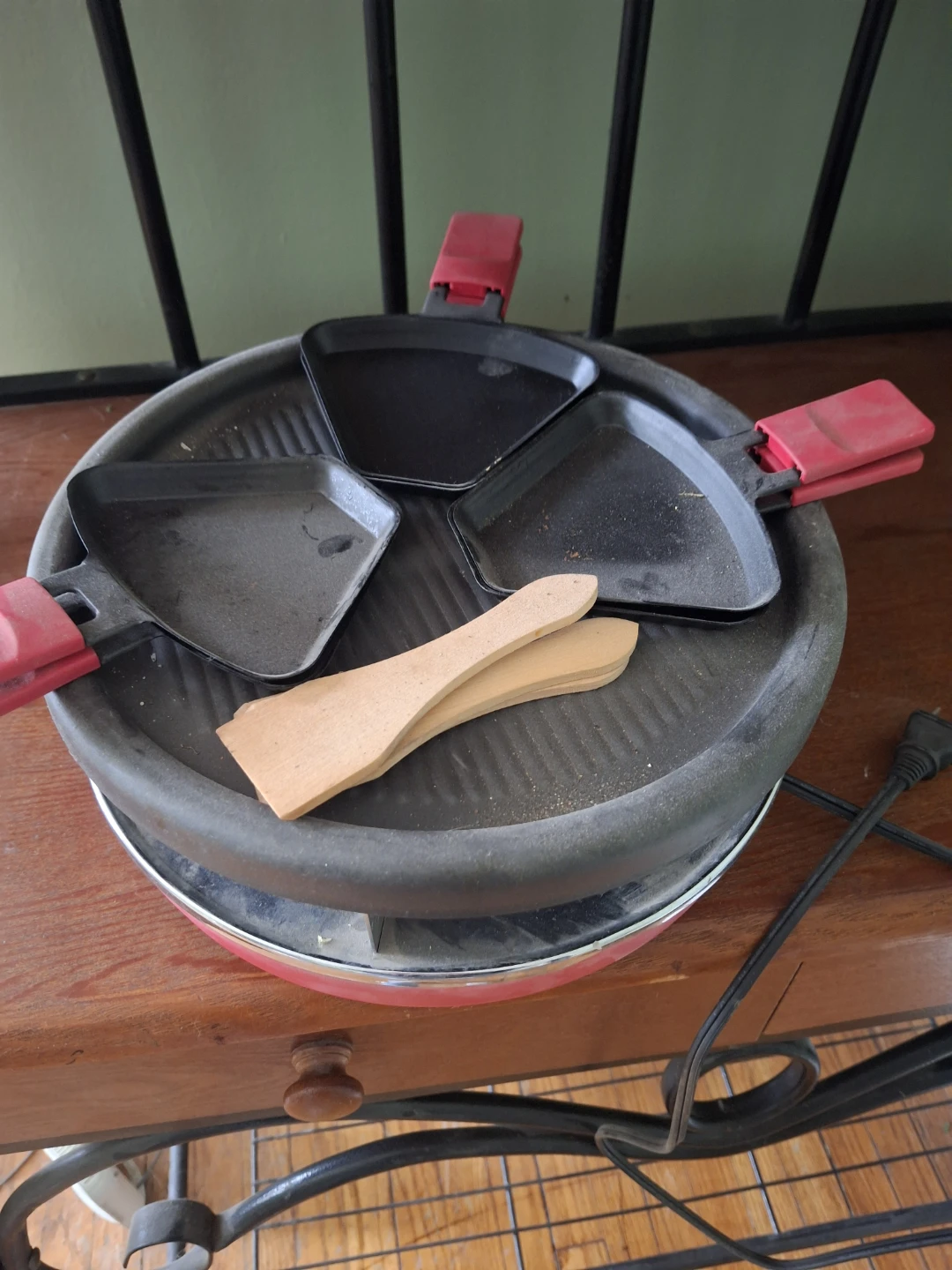 Electric Raclette Grill with Spatulas