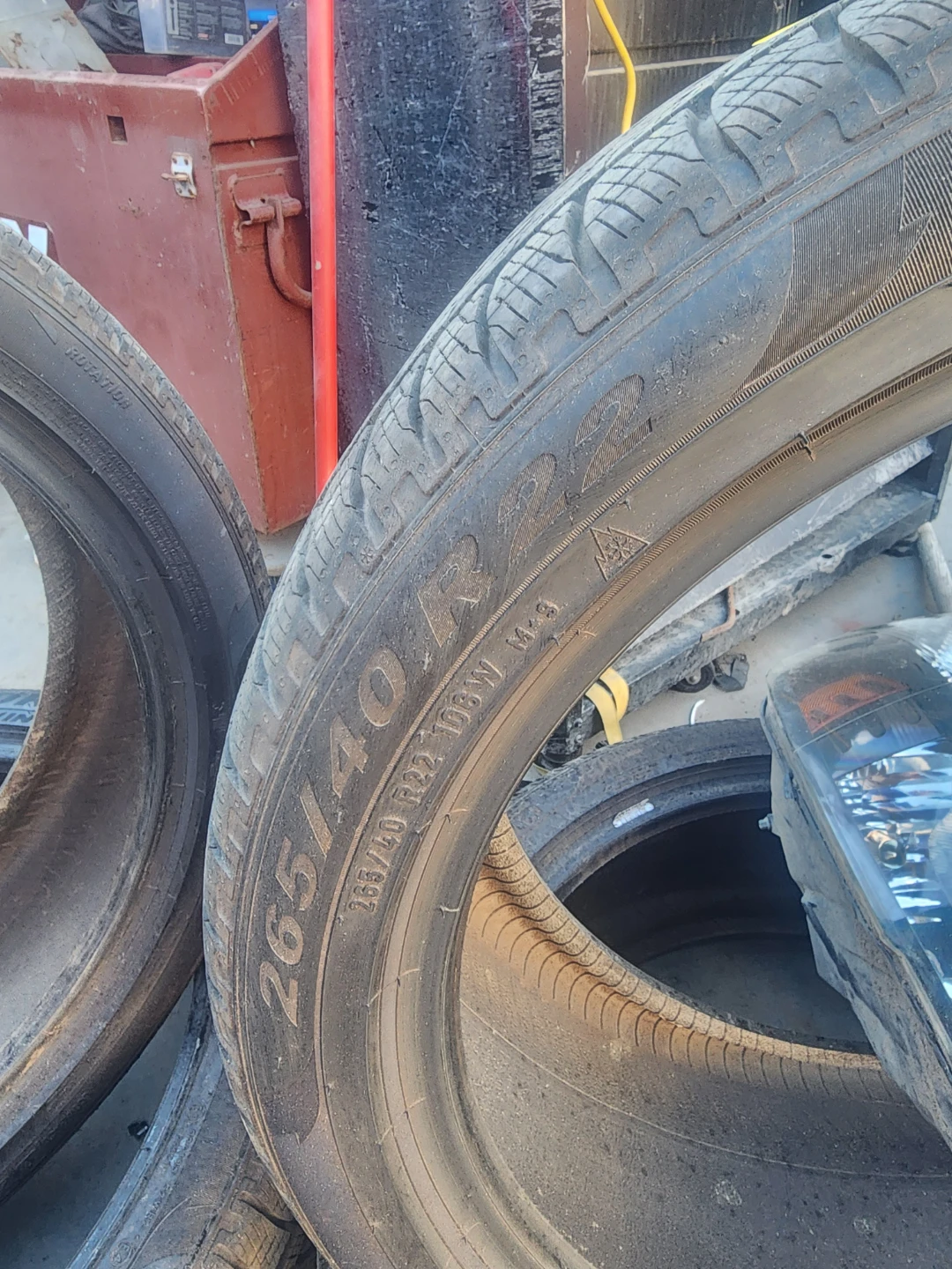 265/40R22 Winter Tire - photo 4