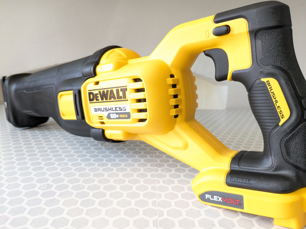 60V Max DeWalt FLEXVOLT Reciprocating Saw - photo 3