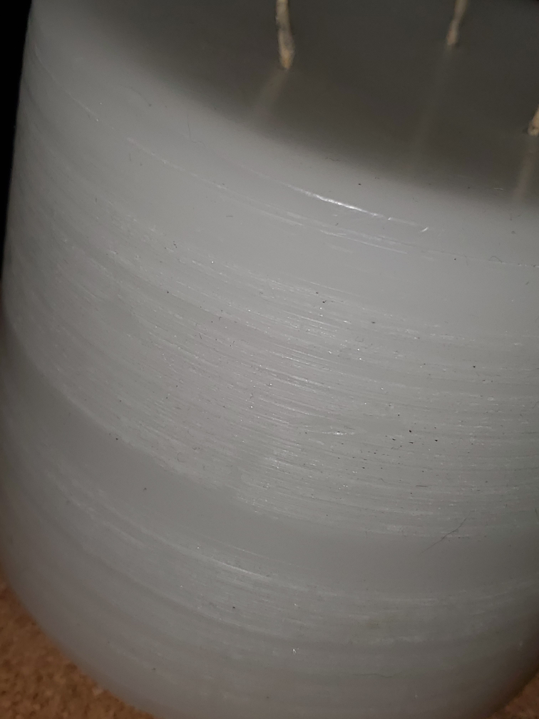 Large 3- Wick candle. Unscented. Nice design. 🕯 - photo 3