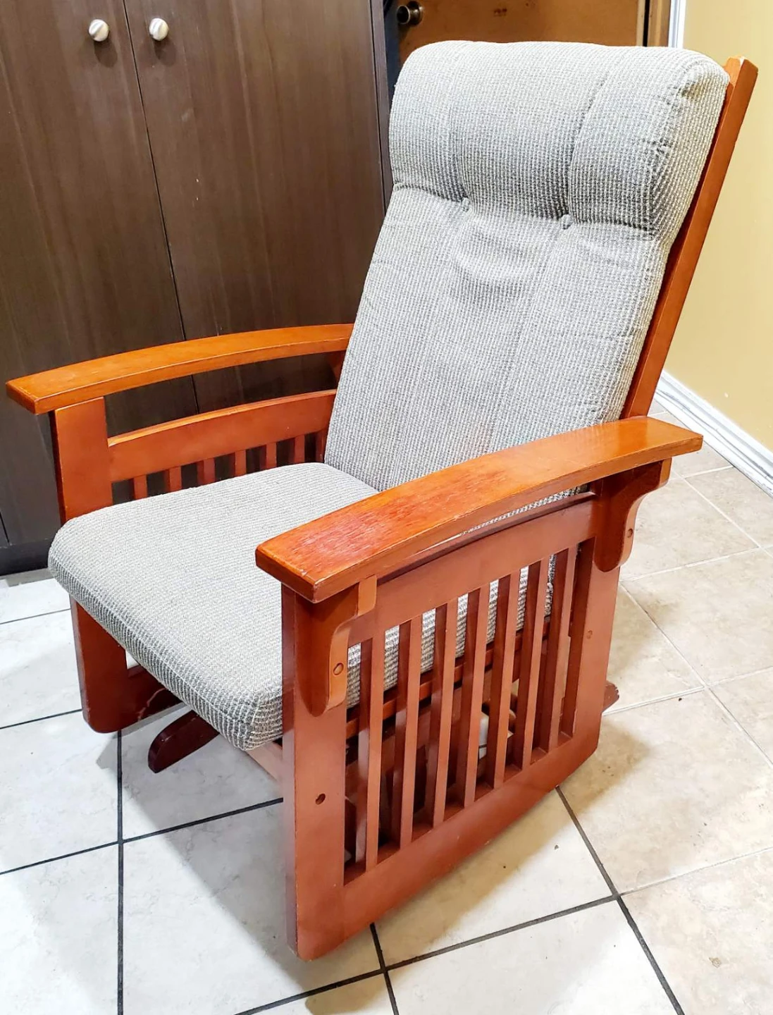Rocking chair