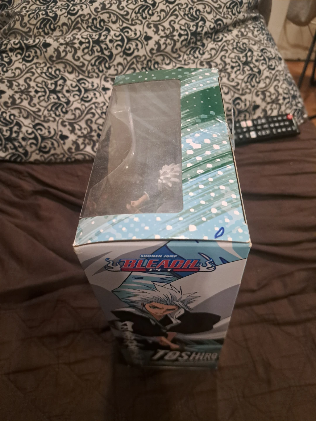 Bleach Toshiro Hitsugaya Deluxe Action Figure - photo 3