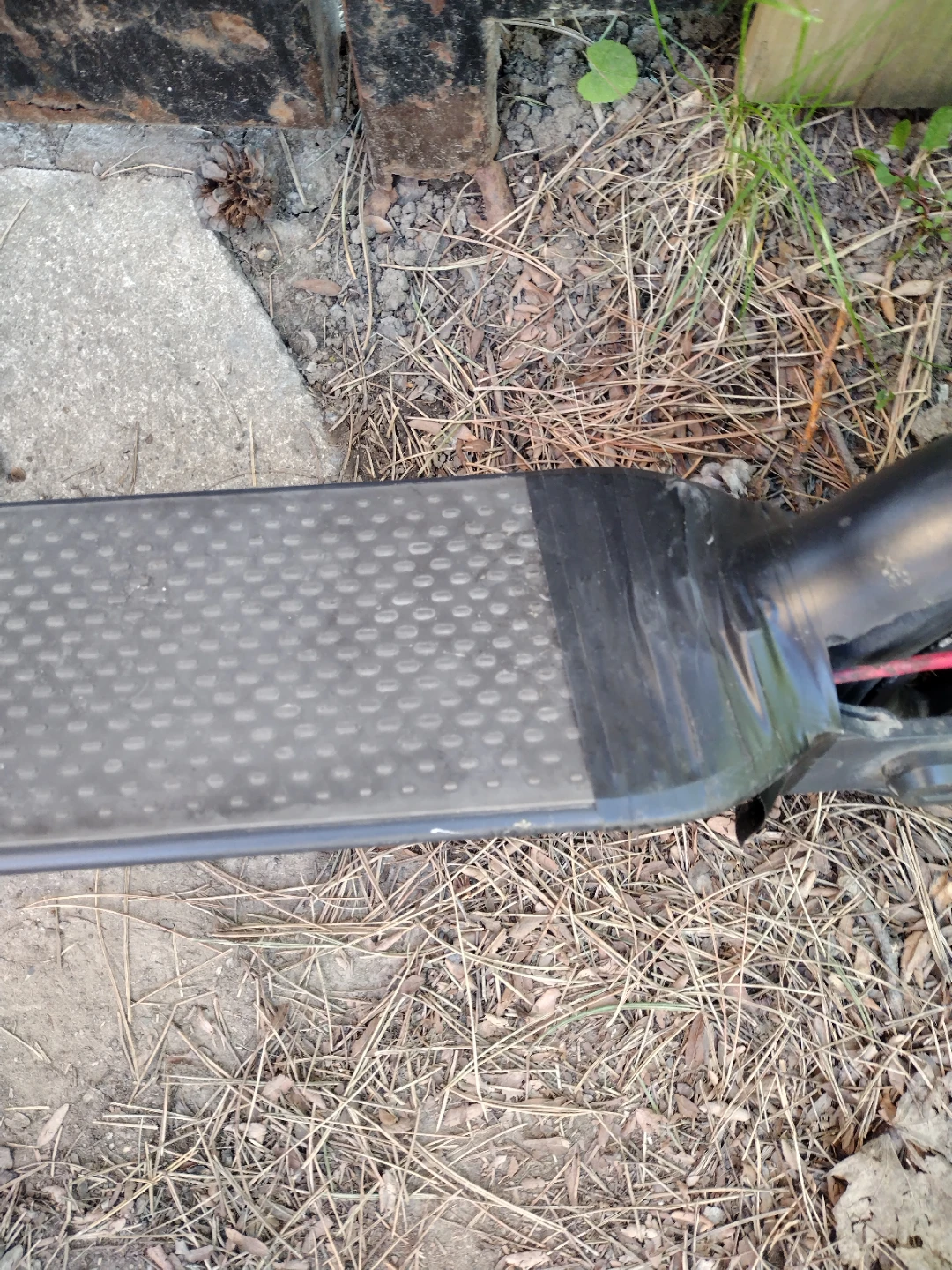 Black E-scooter (Back flat) - photo 4