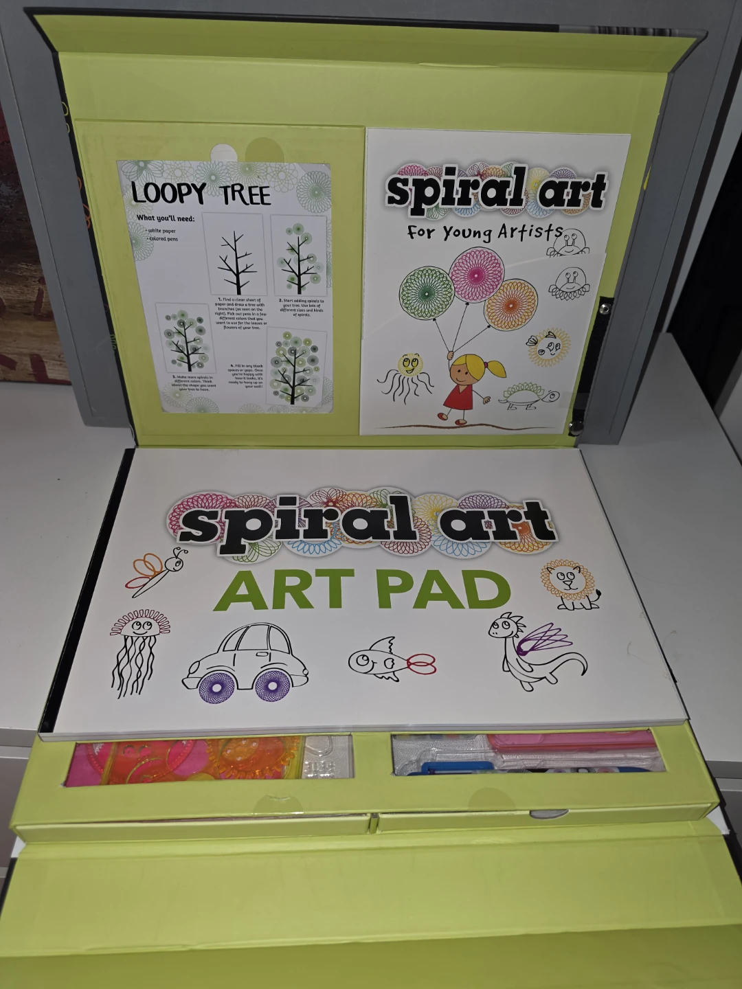 Spiro Art Deluxe Activity Kit – Unused – $10 - photo 4