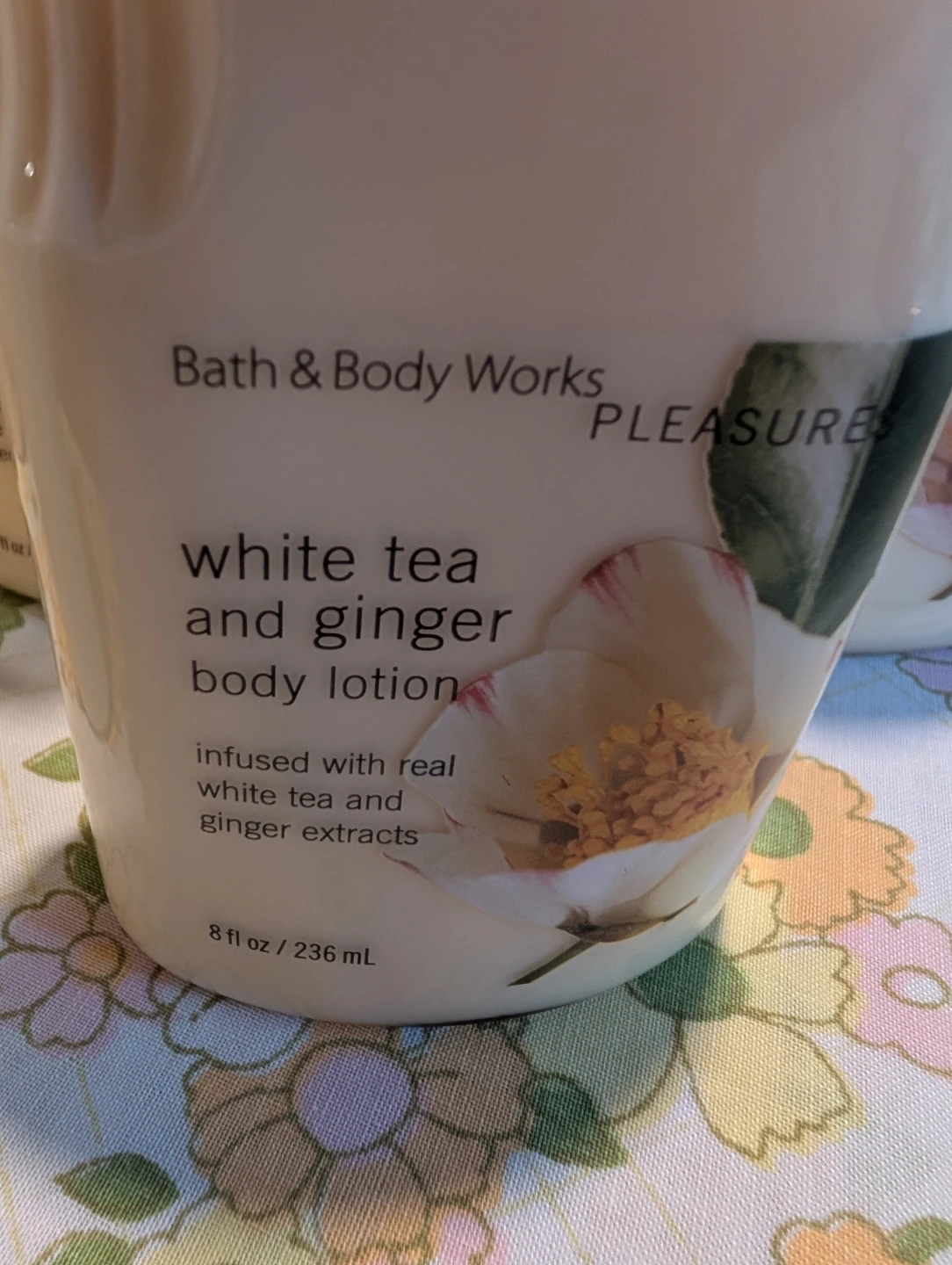 Bath & Body Works White Tea & Ginger Body Lotion - photo 2