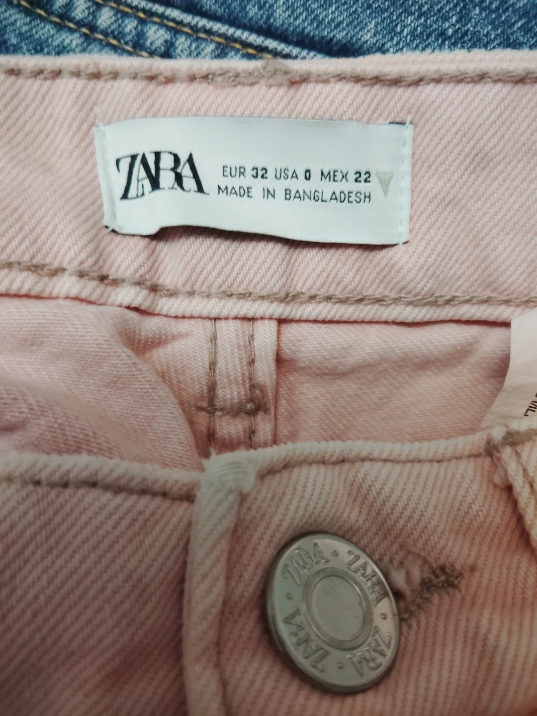 ZARA Pink Denim Shorts Size 0 - photo 3
