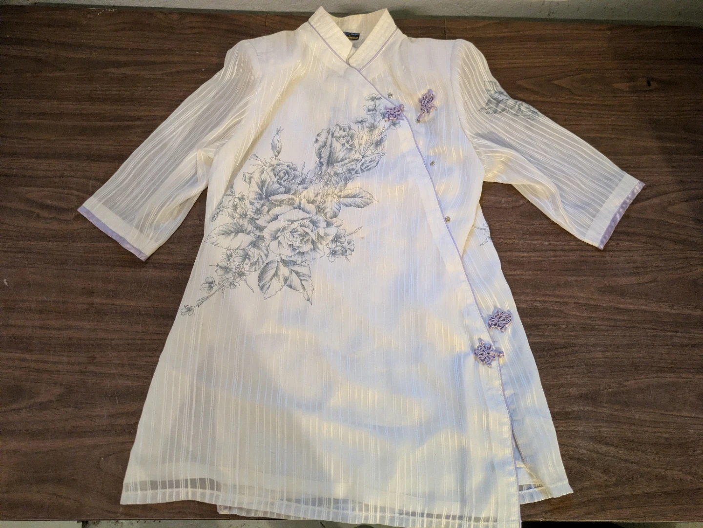 Women's White Floral Kimono Style Blouse