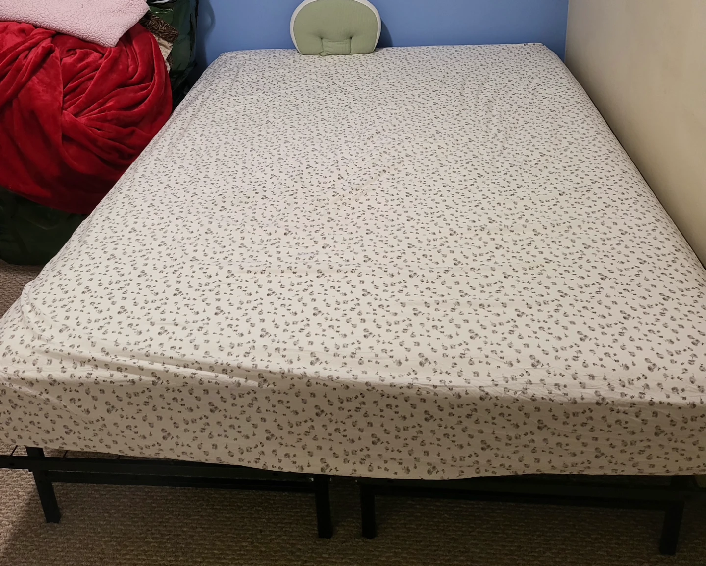 Queen Size Bed mattress with steel Frame - photo 2