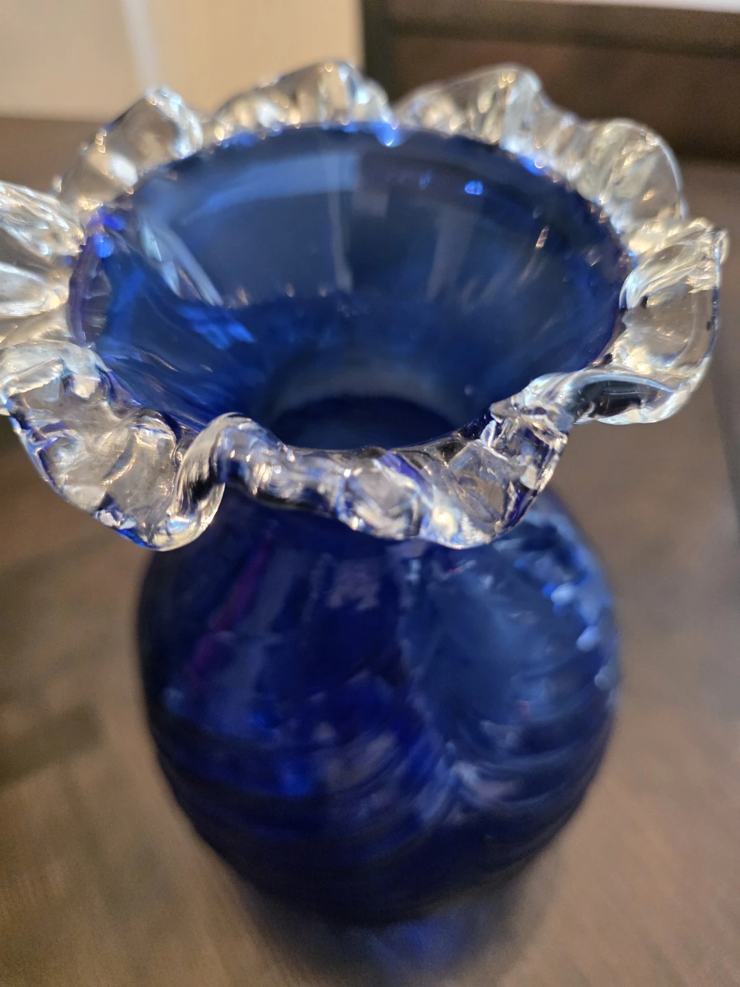 Beautiful Cobalt Blue glass vase - photo 3