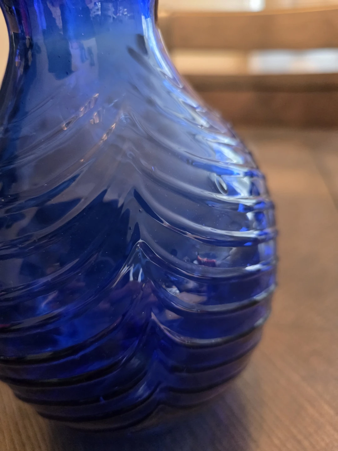 Beautiful Cobalt Blue glass vase - photo 4