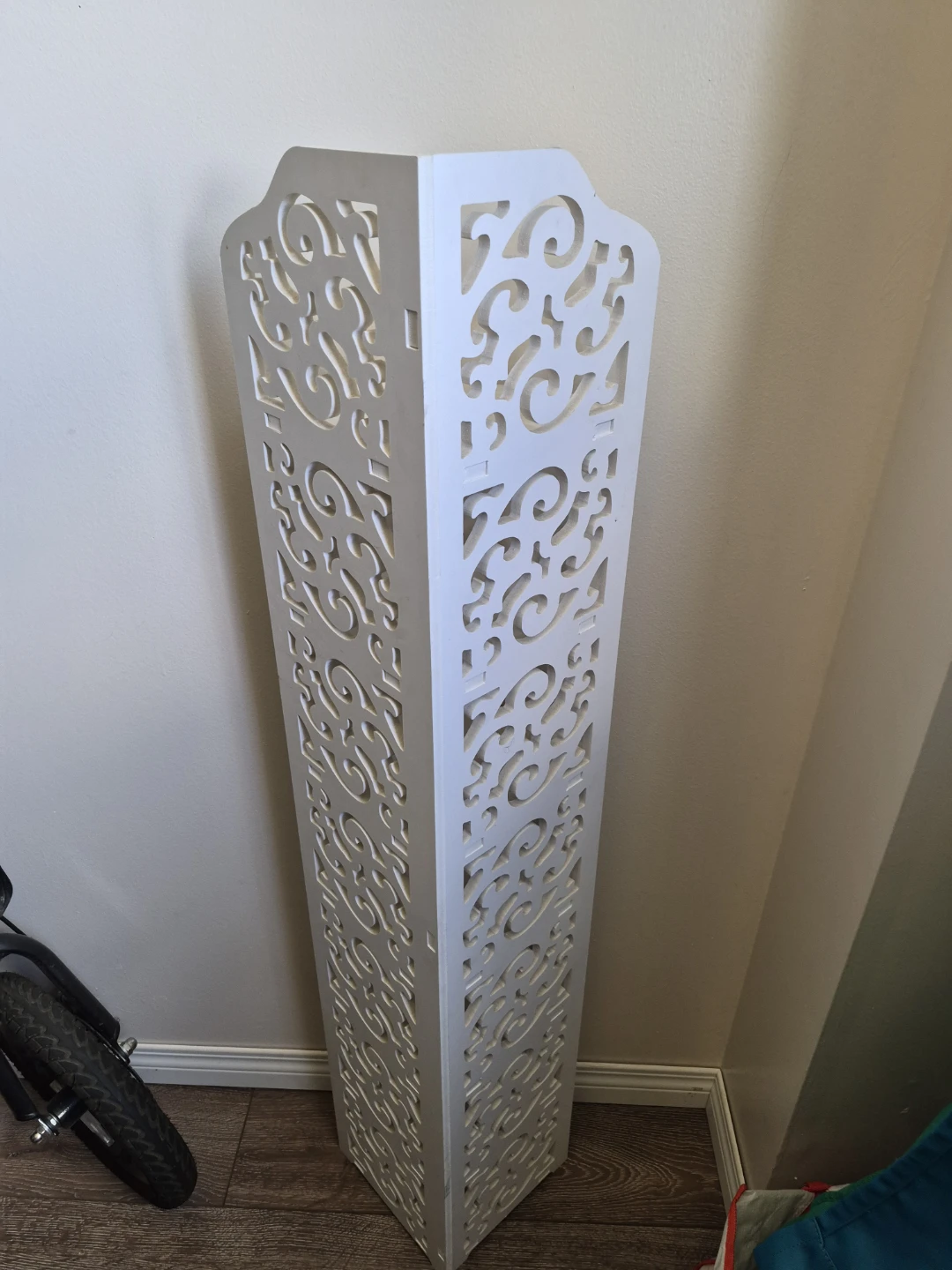 White Corner Shelf Unit with Ornate Cutouts - photo 2
