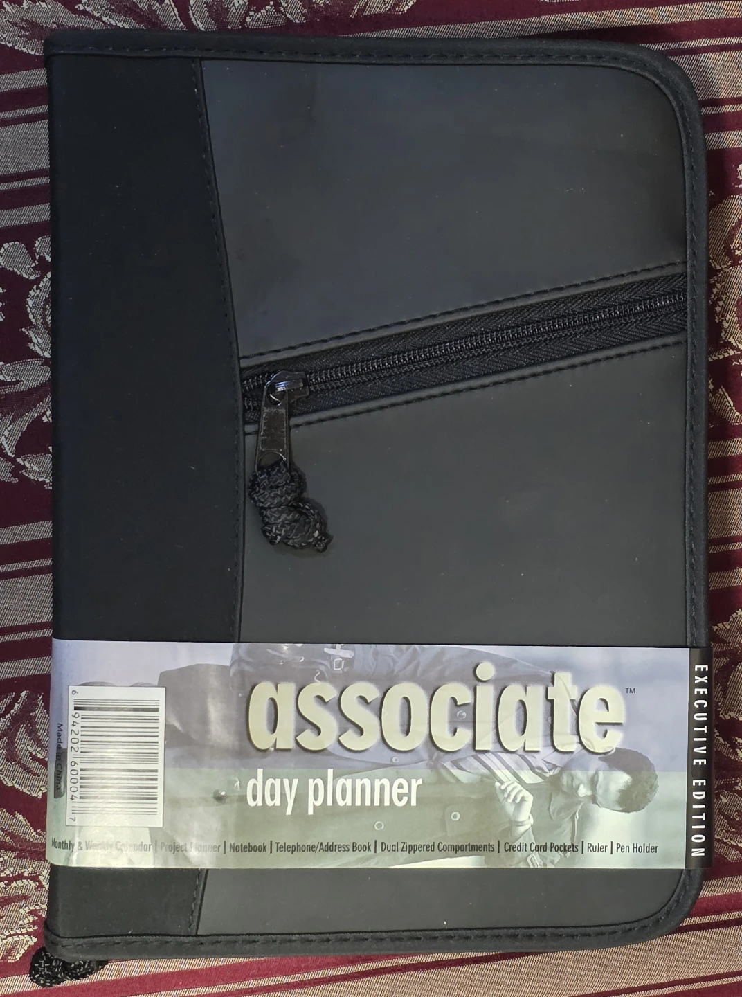 Associate Day Planner Executive Edition - photo 2