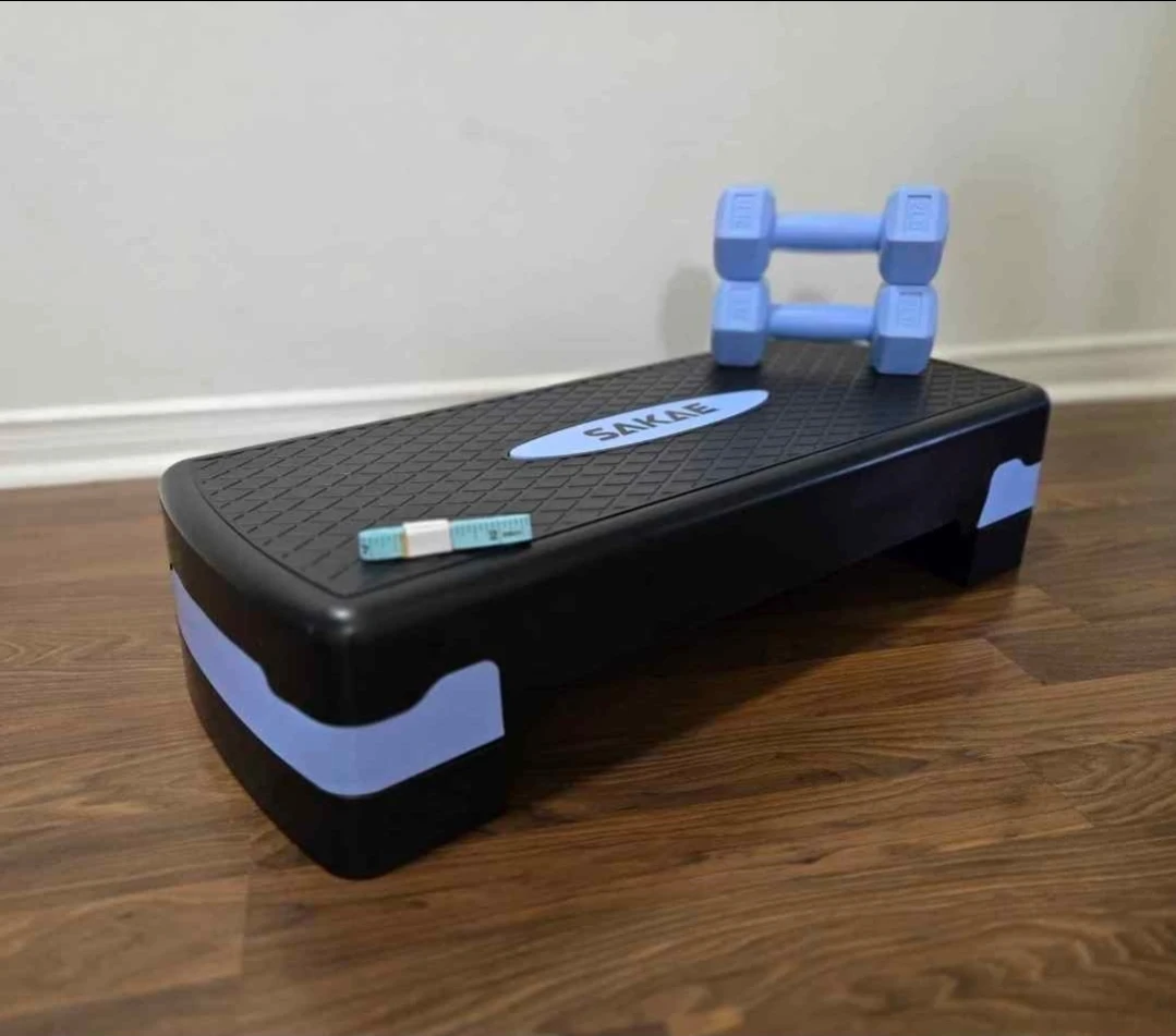 Stepper Set with Dumbbells & Measuring Tape – Pink and Geen 2