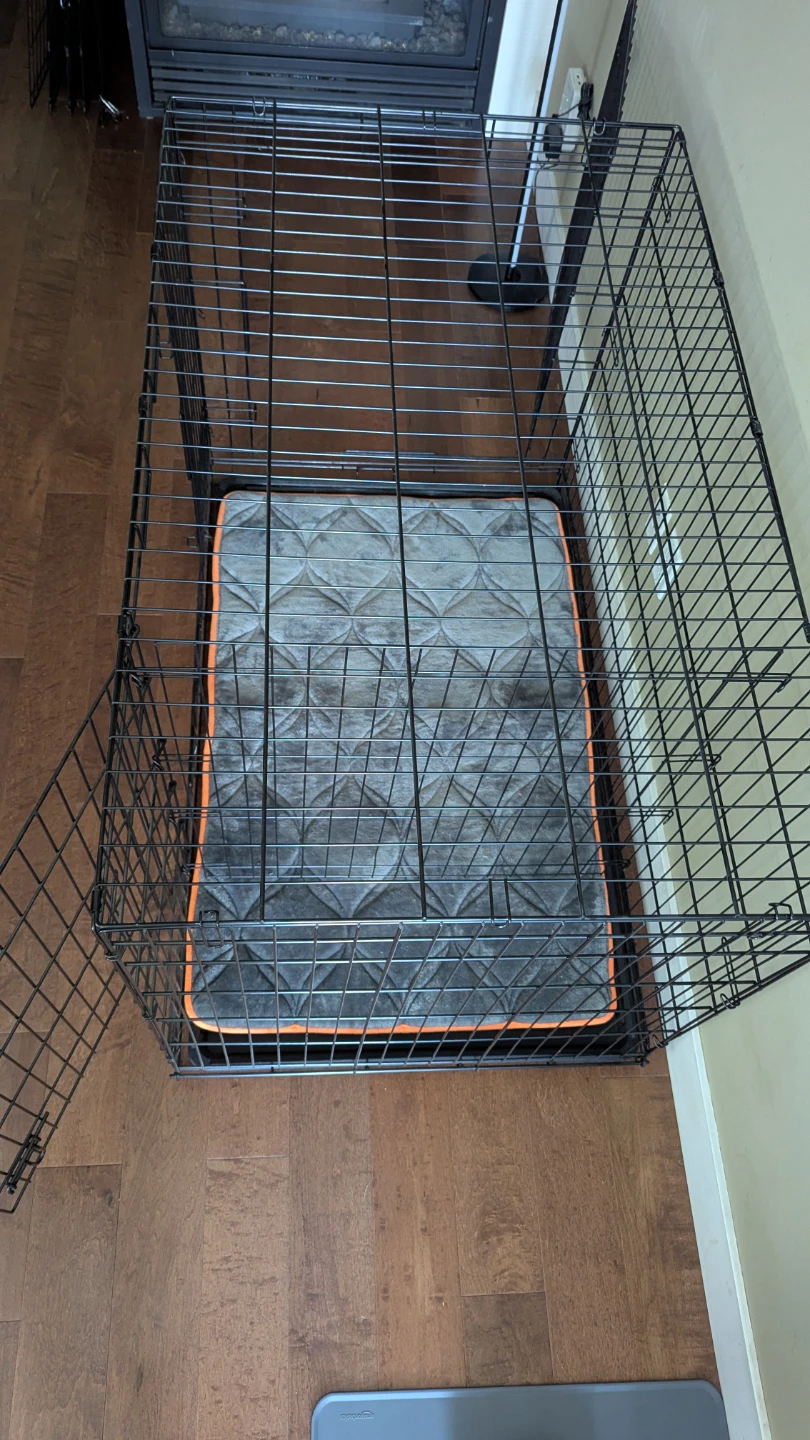 XL Wire Dog Crate with Cover and Bed - photo 5